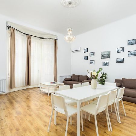 Real Apartments Lovag Βουδαπέστη Εξωτερικό φωτογραφία