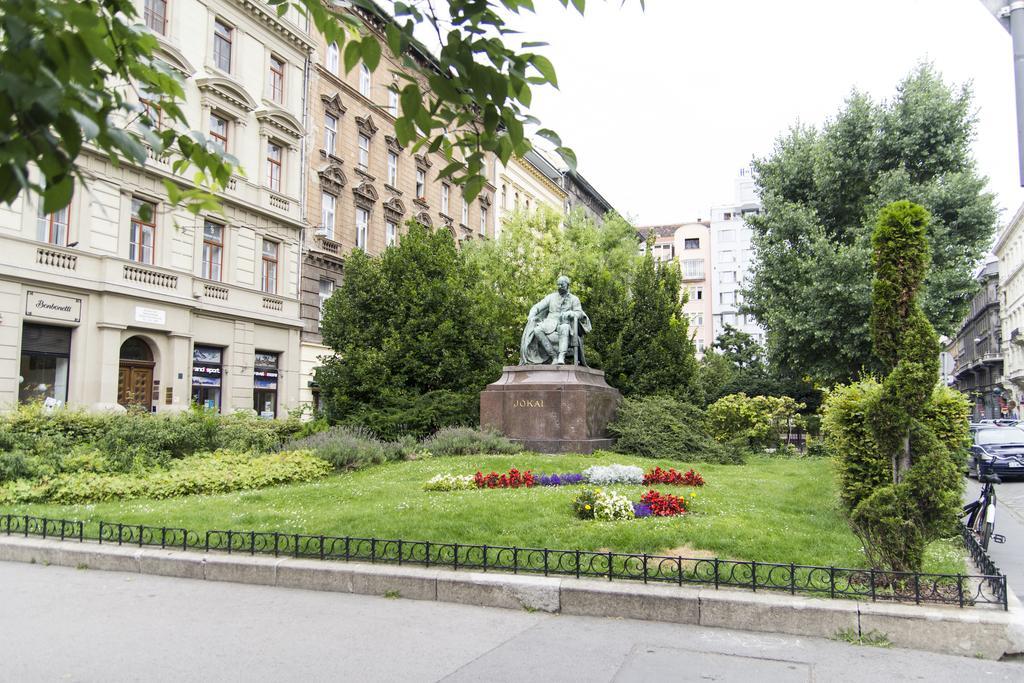Real Apartments Lovag Βουδαπέστη Δωμάτιο φωτογραφία