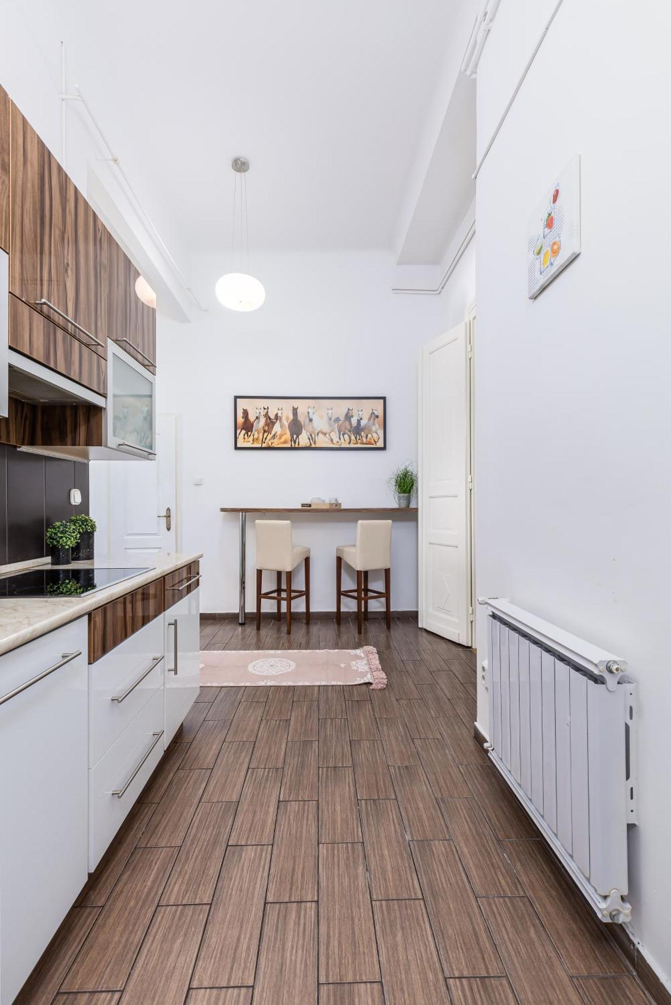 Real Apartments Lovag Βουδαπέστη Εξωτερικό φωτογραφία