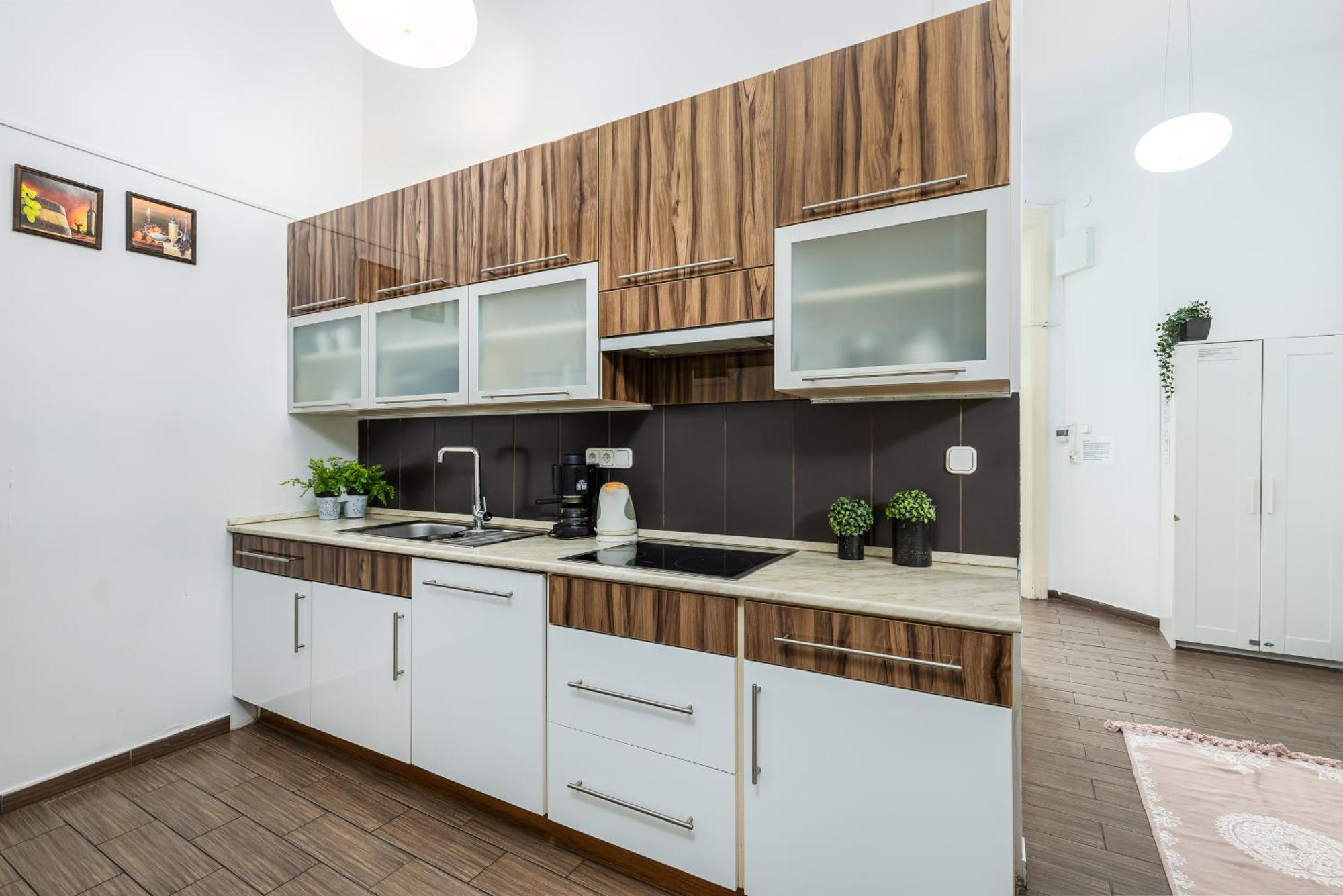 Real Apartments Lovag Βουδαπέστη Εξωτερικό φωτογραφία