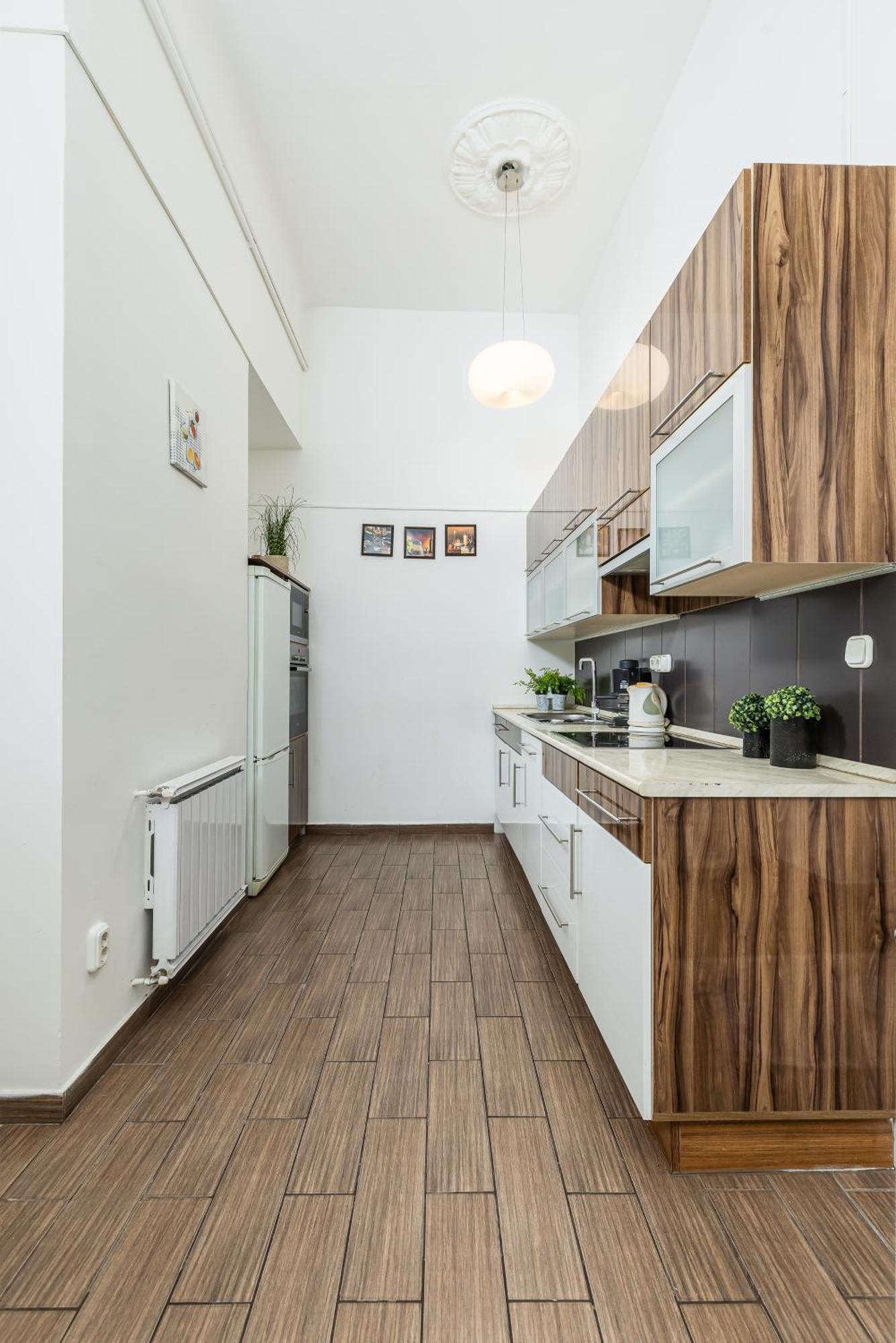 Real Apartments Lovag Βουδαπέστη Εξωτερικό φωτογραφία